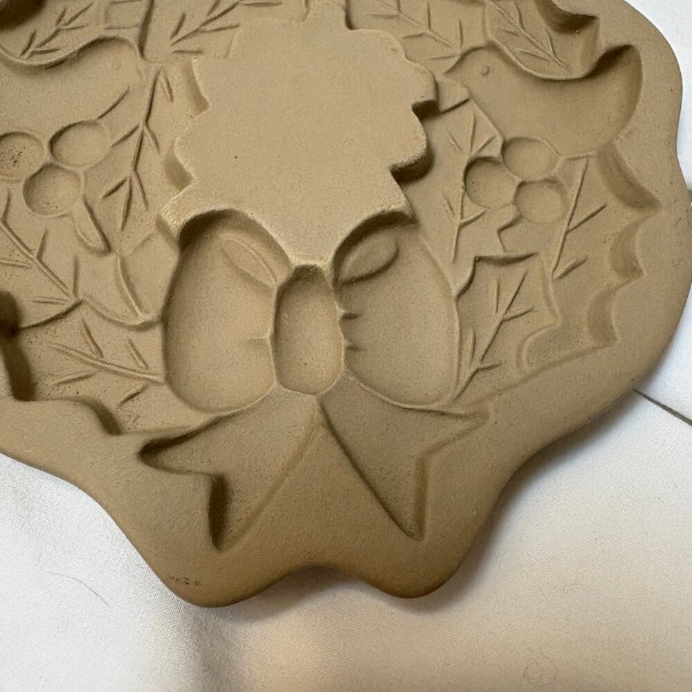 Brown Bag Cookie Art Wreath Cookie Mold – 1988 Hill Design – 6" - Picture 5 of 7